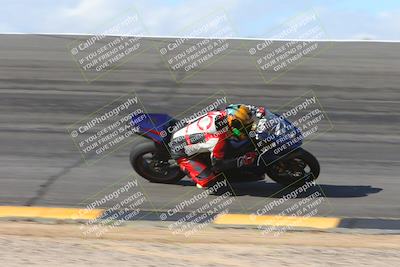 media/Feb-04-2024-SoCal Trackdays (Sun) [[91d6515b1d]]/1-Bowl (950am)/